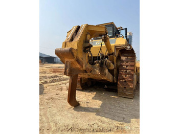 Bulldozer CATERPILLAR