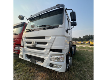 Tractor unit SINOTRUK HOWO