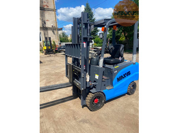 Electric forklift