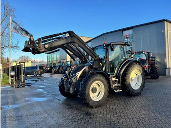 Farm tractor VALTRA