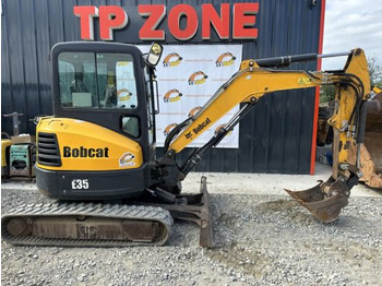 Mini excavator BOBCAT E35