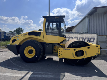 Compactor BOMAG