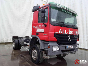 Cab chassis truck MERCEDES-BENZ Actros 1832