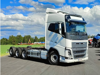 Cab chassis truck Volvo FH 16: picture 2