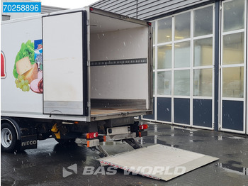 Refrigerator truck Renault D 180 4X2 7.5tonner Carrier Cooler Lamberet Manual Euro 6: picture 4