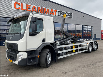 Hook lift truck VOLVO FE