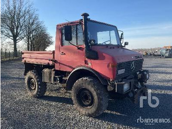 Dropside/ Flatbed truck MERCEDES BENZ UNIMOG 1200 / 4 4x4: picture 4