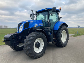 Farm tractor NEW HOLLAND T7