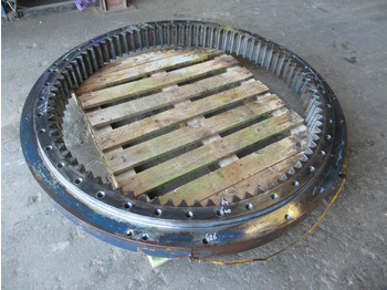 Slewing ring KOMATSU