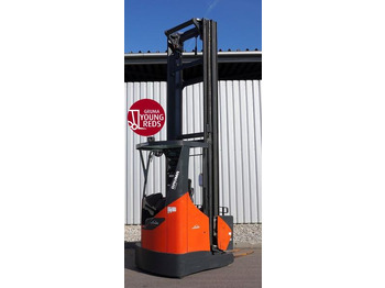 Reach truck LINDE R