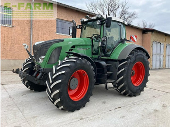 Farm tractor FENDT 933 Vario