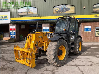 Telescopic handler JCB