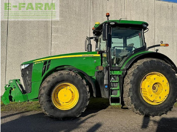 Farm tractor JOHN DEERE 8400