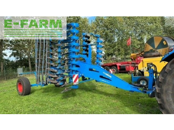 Disc harrow LEMKEN