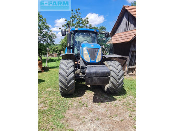 Farm tractor NEW HOLLAND T7050