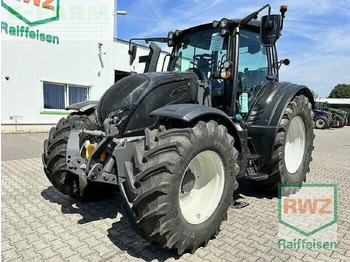 Farm tractor VALTRA N-series