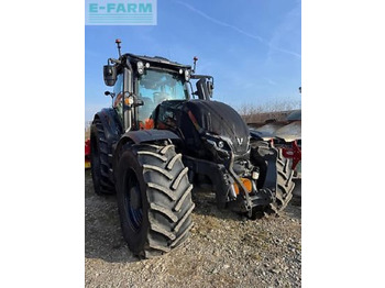 Farm tractor VALTRA T-series