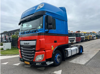 Tractor unit DAF XF 440