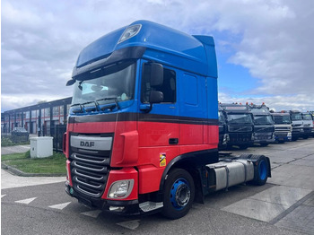 Tractor unit DAF XF 440