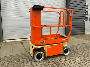 Aerial platform JLG