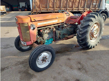 Farm tractor MASSEY FERGUSON