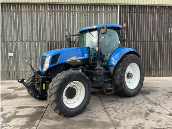 Farm tractor NEW HOLLAND T7050