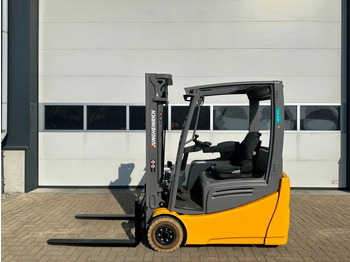 Electric forklift JUNGHEINRICH EFG