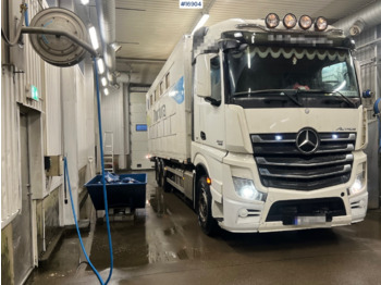 Livestock truck MERCEDES-BENZ Actros