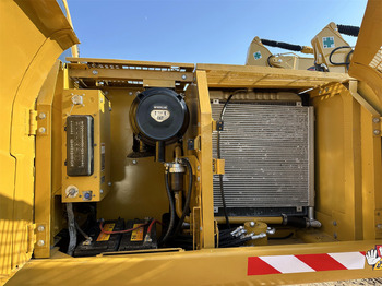 Crawler excavator CATERPILLAR 320CL: picture 5