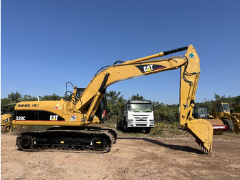 Crawler excavator CATERPILLAR 320CL: picture 3