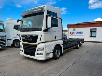 Container transporter/ Swap body truck MAN TGX 26.460