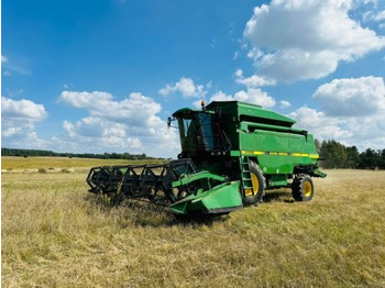 Combine harvester JOHN DEERE 2066