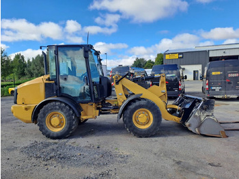 Wheel loader CATERPILLAR 906M