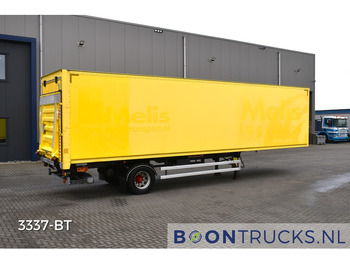 Closed box semi-trailer FRUEHAUF