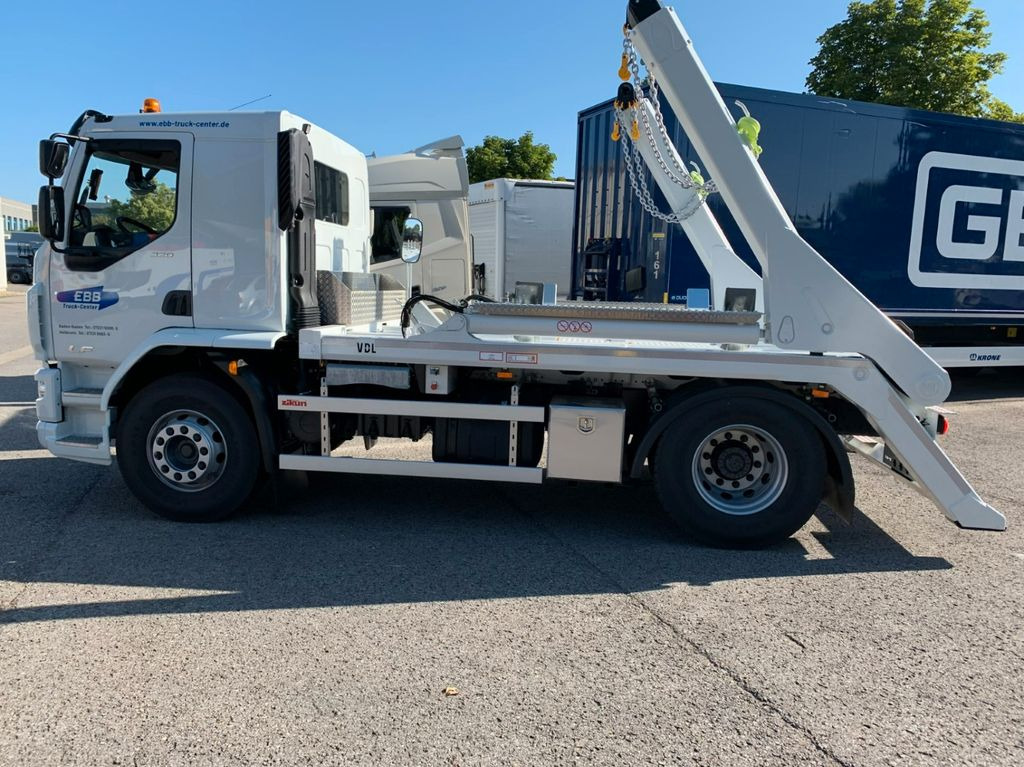 Skip loader truck DAF LF 310 18t VDL Absetzkipper: picture 9