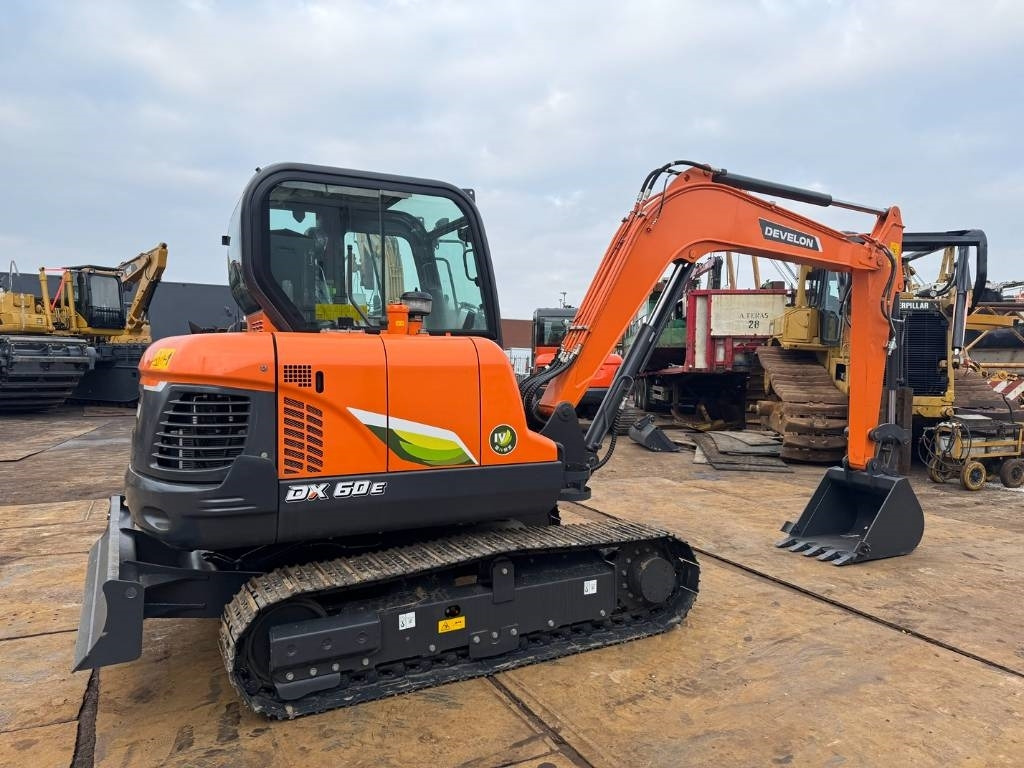 New Mini excavator Doosan dx60E-10N: picture 6