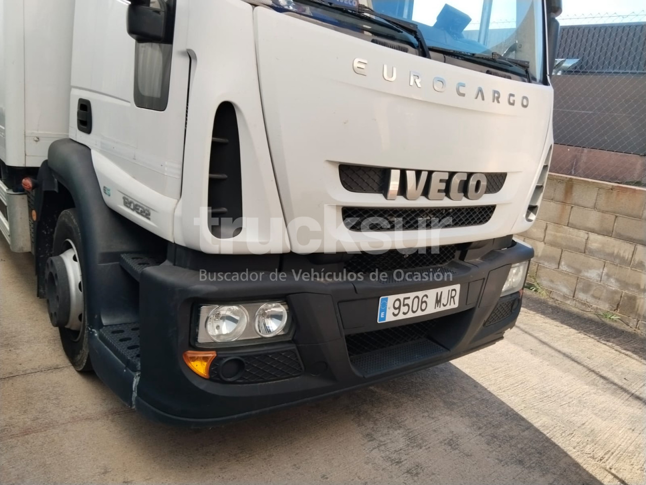 Box truck IVECO EUROCARGO: picture 6