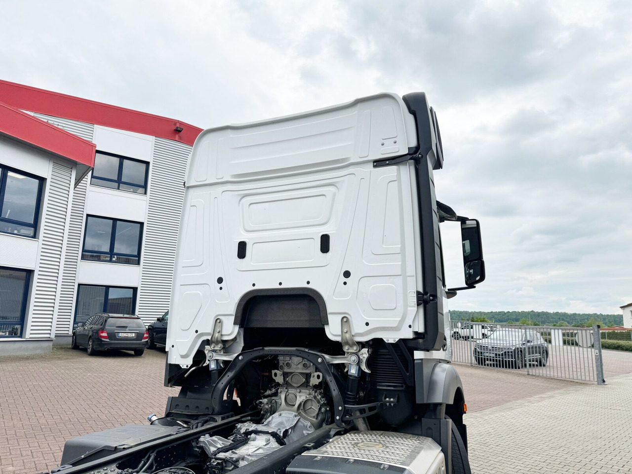 Mercedes-Benz Actros 2545 L 6x2 Actros 2545 L 6x2, Lenk-/Liftachse, StreamSpace, MultimediaCockpit leasing Mercedes-Benz Actros 2545 L 6x2 Actros 2545 L 6x2, Lenk-/Liftachse, StreamSpace, MultimediaCockpit: picture 10