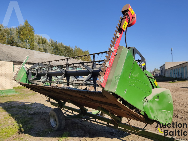 Combine harvester for transportation of food John Deere 9450: picture 18