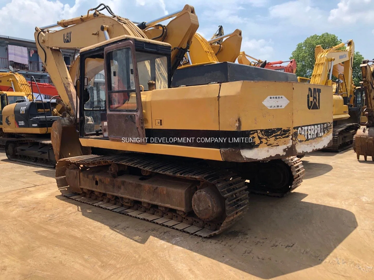 Crawler excavator Japan Origin Good Condition Used 0.7 Caterpillar E200b Crawler Excavator: picture 9