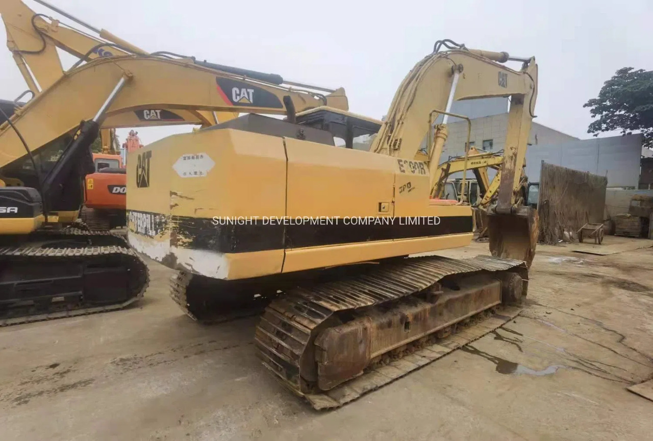 Crawler excavator Japan Origin Good Condition Used 0.7 Caterpillar E200b Crawler Excavator: picture 14