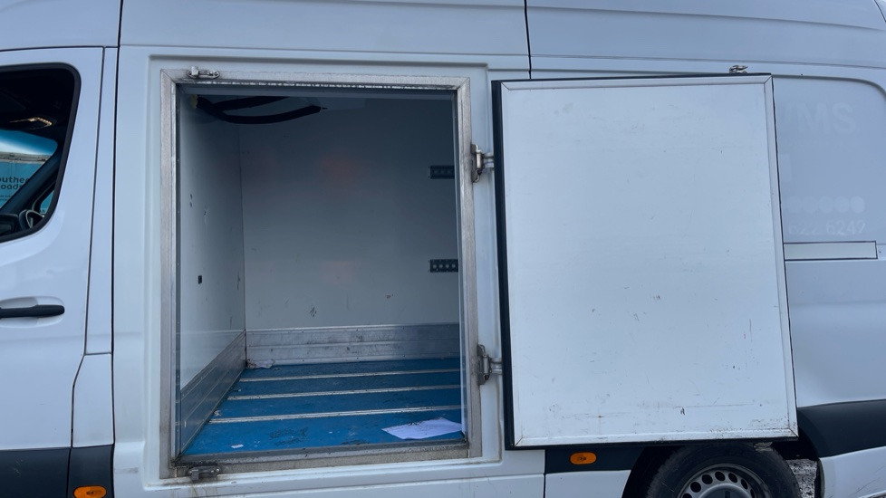 Refrigerated delivery van MERCEDES-BENZ SPRINTER 315 CDI: picture 20