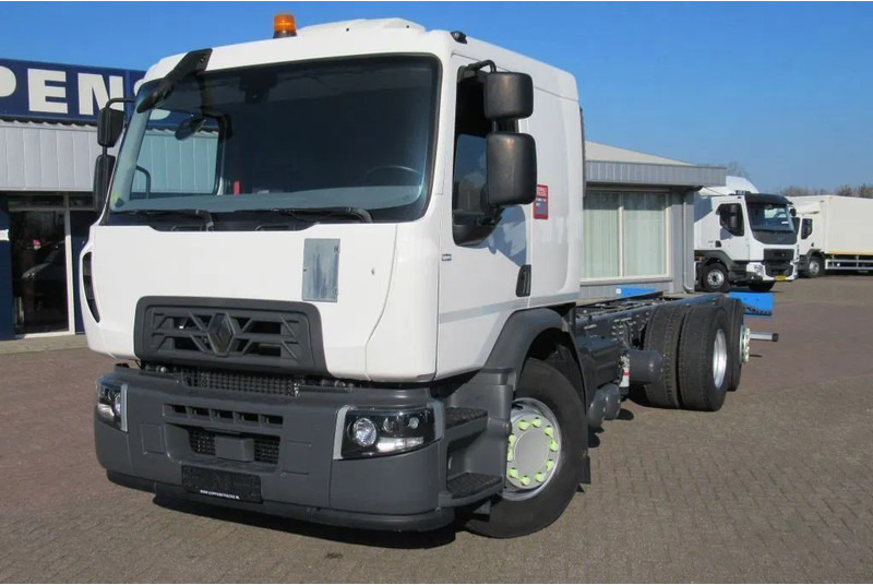 Cab chassis truck Renault D 320 26 T. 6x2 chassis + retarder: picture 19