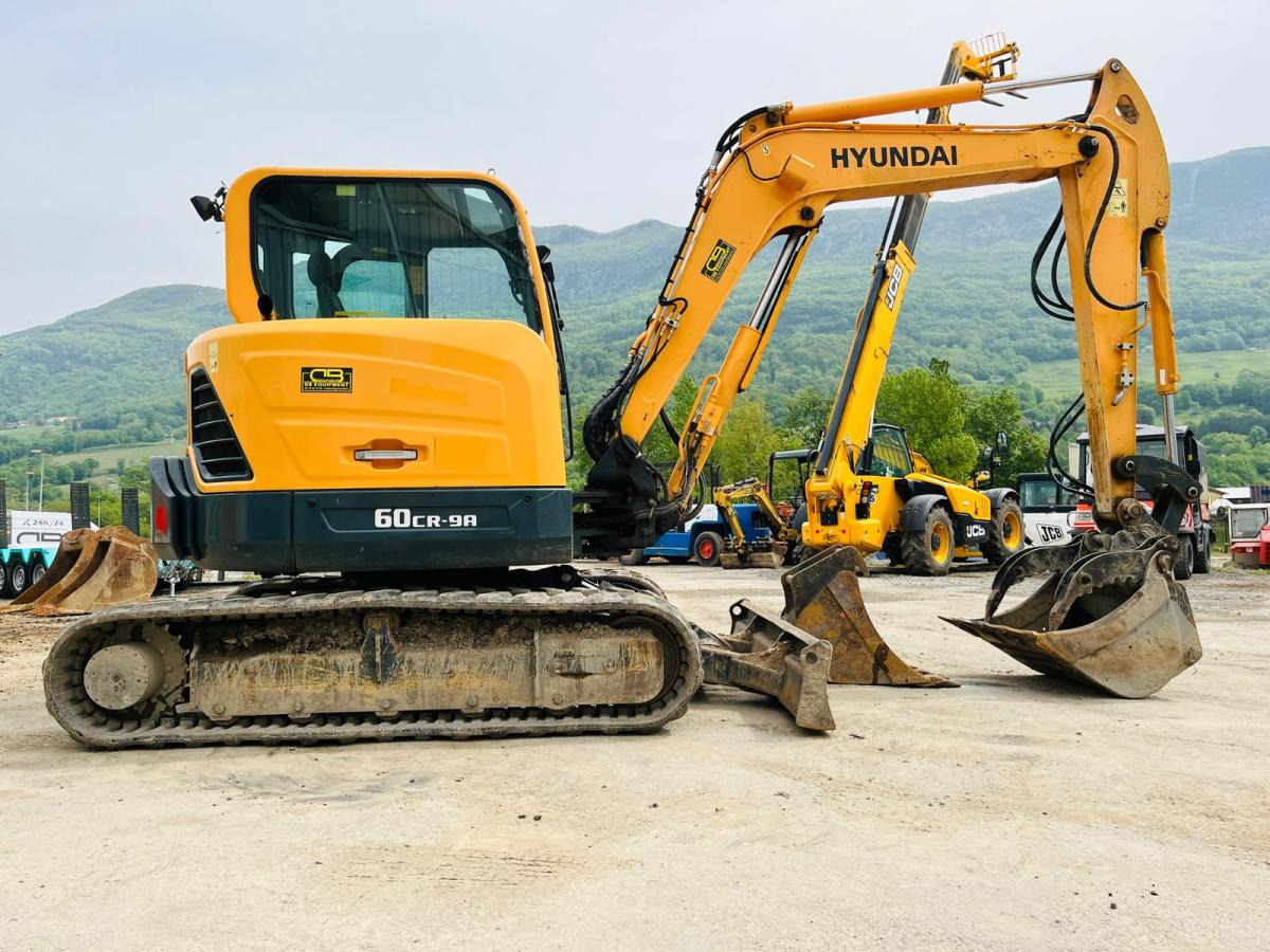 Mini excavator HYUNDAI Mini Pelle 60CR-9A  6T: picture 6