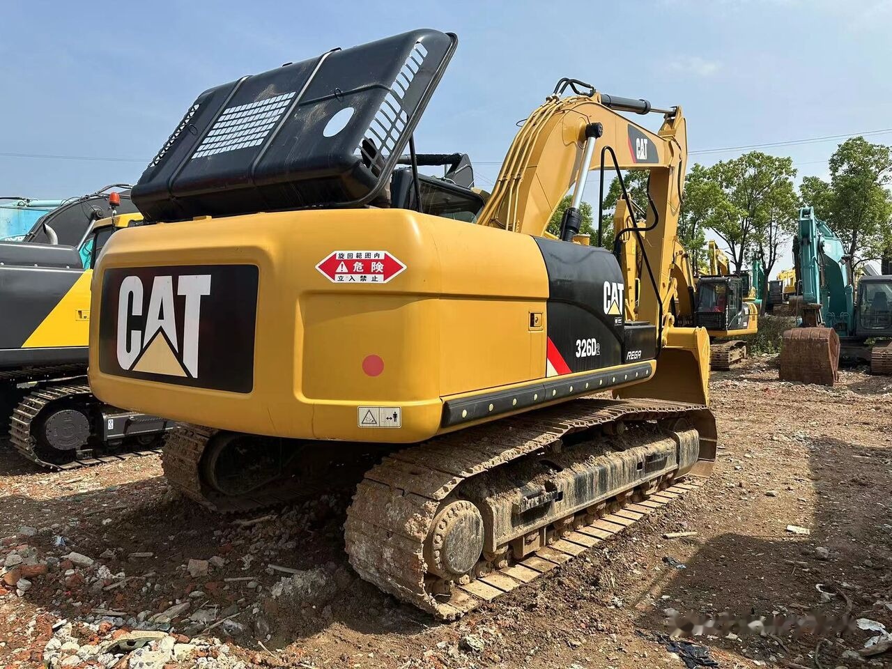 Crawler excavator Caterpillar 326D: picture 6