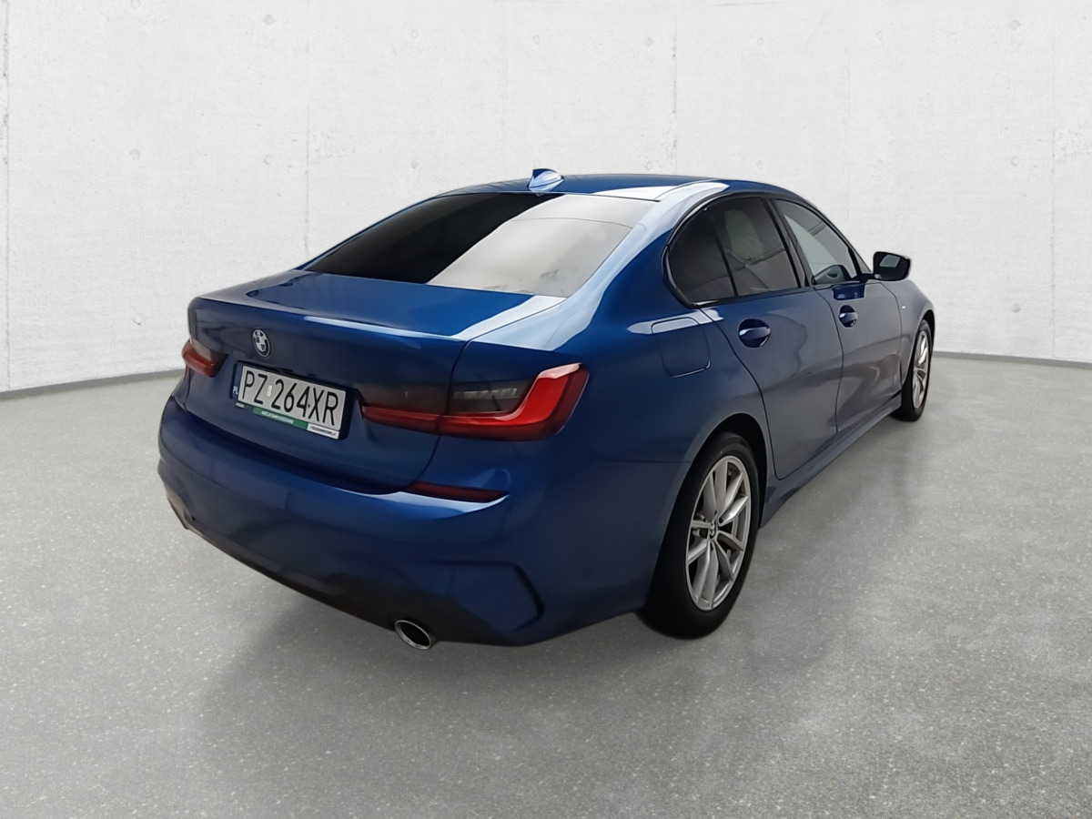 Car BMW 320D XDRIVE SEDAN: picture 8