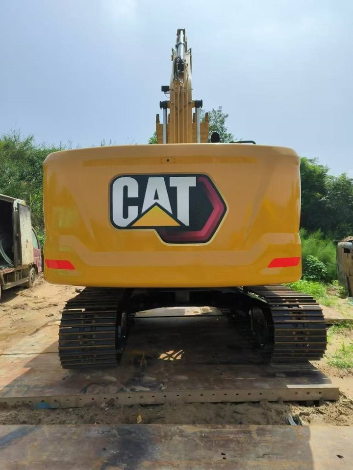 Crawler excavator CAT 323 GC: picture 17