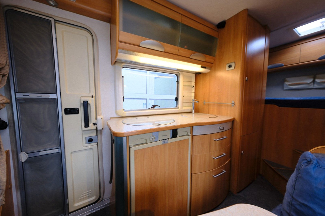 New Integrated motorhome HYMER / ERIBA / HYMERCAR B 504 - 1.HAND - FESTBETT+HUBBETT - TÜV 8/26: picture 19