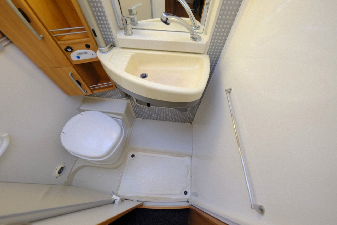 New Integrated motorhome HYMER / ERIBA / HYMERCAR B 504 - 1.HAND - FESTBETT+HUBBETT - TÜV 8/26: picture 21