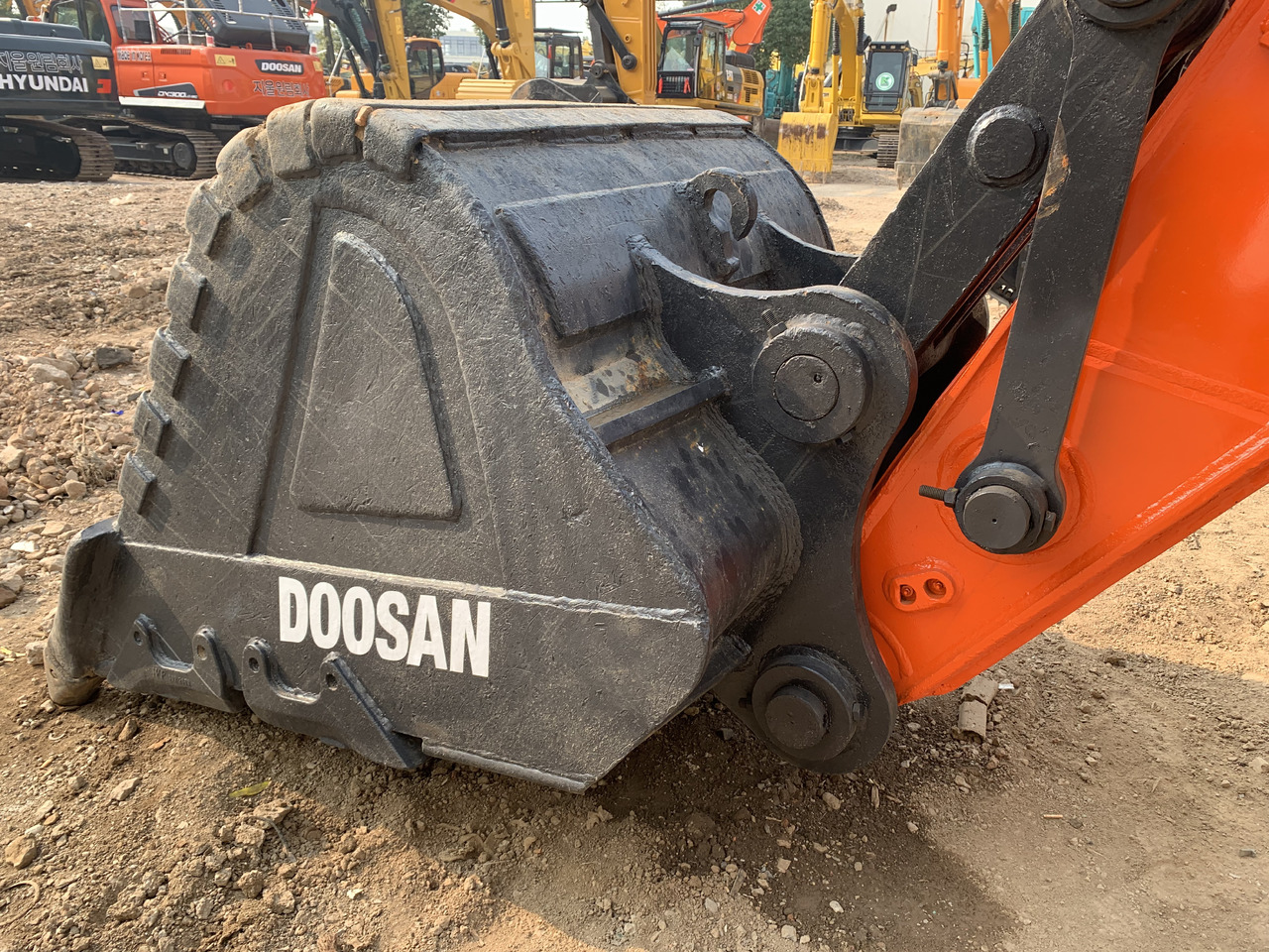 Crawler excavator DOOSAN DX340LCA: picture 16